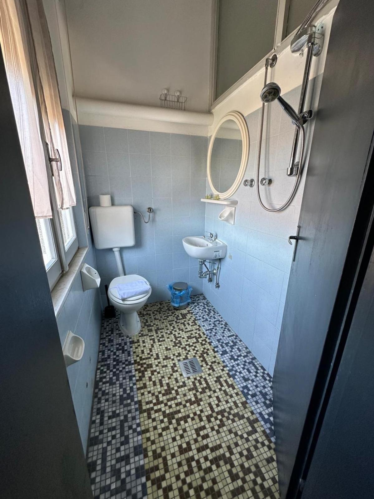 Hotel Neyra Beach Rimini Eksteriør bilde